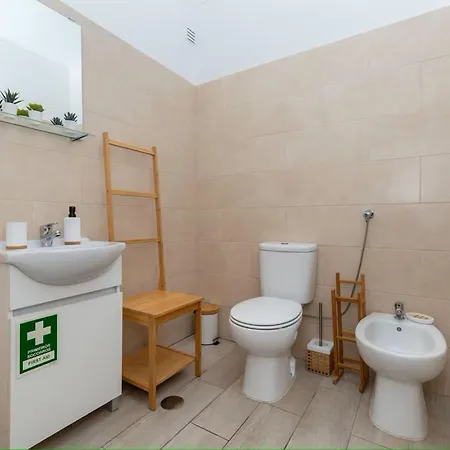 Apartment Economic In Taksim Istanbul