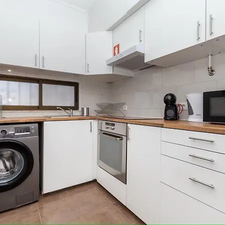 Economic In Taksim Apartment